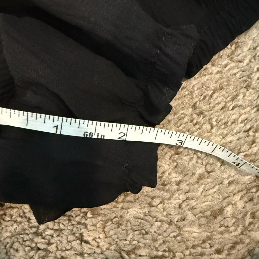 Lulus NWOT Style Update High Waisted Shorts in Black Size Large